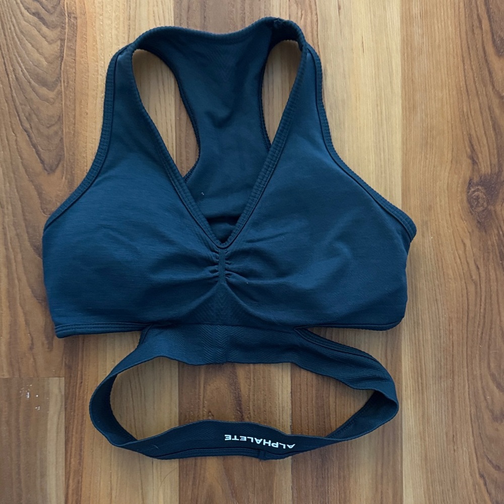 Sale Alphalete Women's Dark Blue Sports Bra - matching leggings available